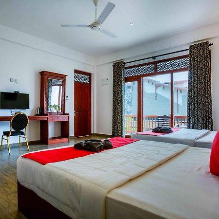 Polhena Grand Resort & Banquet Matara Luaran gambar
