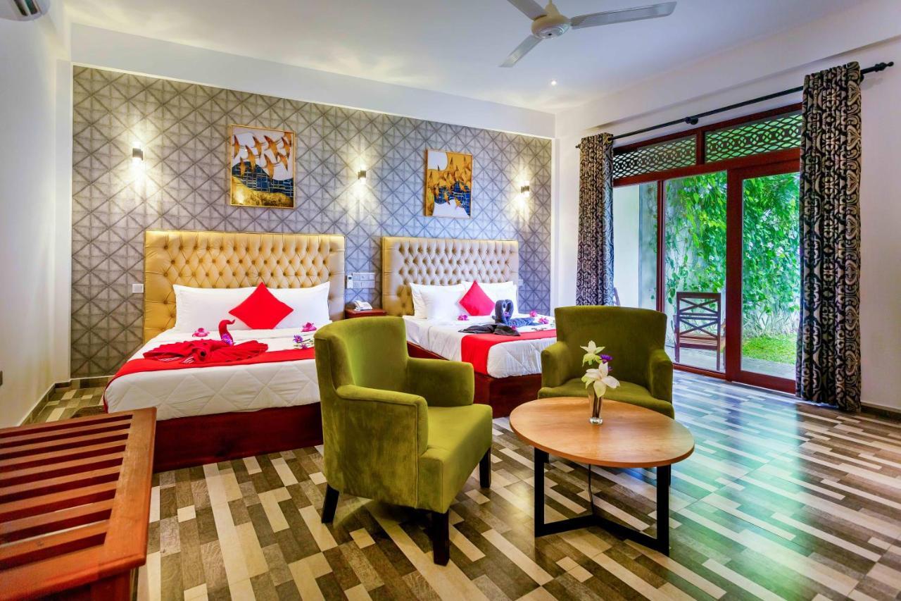 Polhena Grand Resort & Banquet Matara Luaran gambar