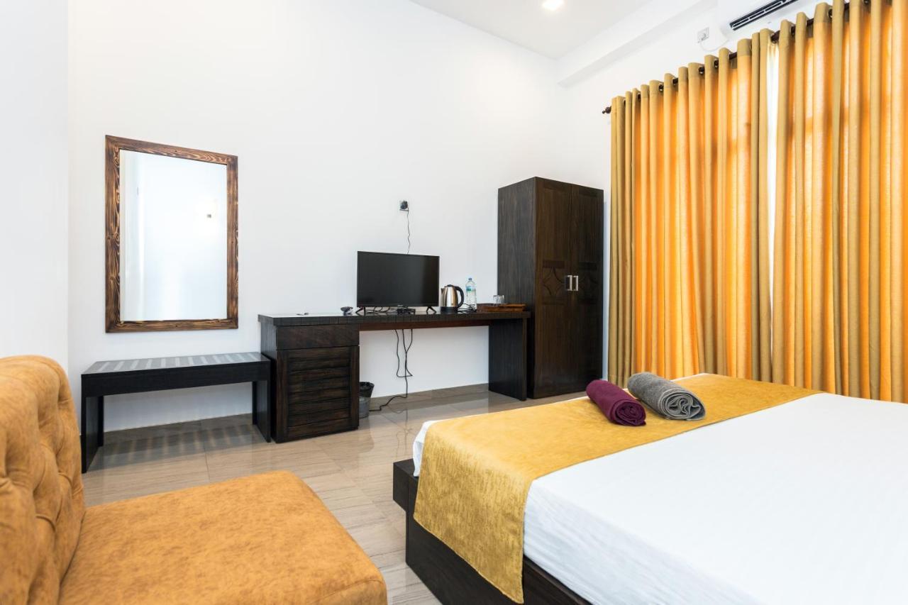 Polhena Grand Resort & Banquet Matara Luaran gambar